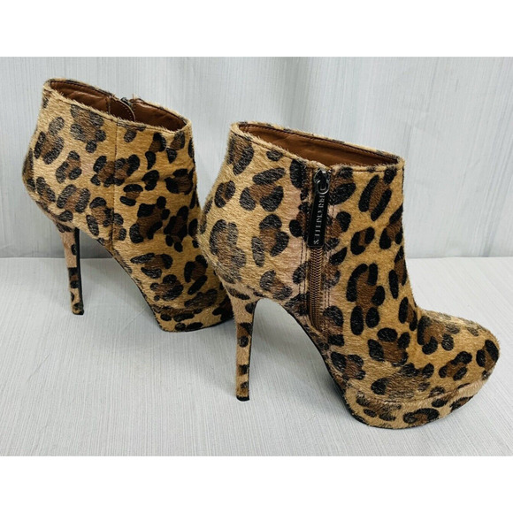 Breckelle's Women Size 7 Cheetah/Leopard Print Stiletto Heel Bootie/Boots‎ - Picture 4 of 12